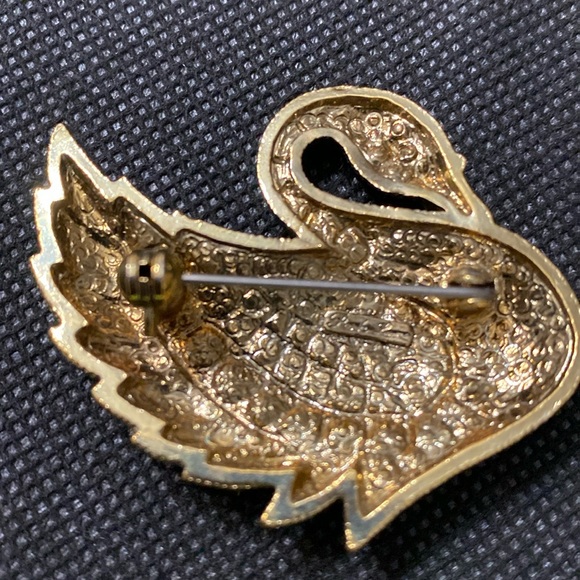 Vintage Swan with rhinestones Brooch - Picture 2 of 4